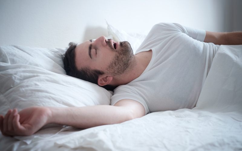 La apnea del sueño:causas, síntomas y tratamiento